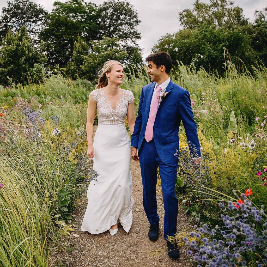 Oxford botanic garden wedding photographer, Lucy Judson Photography, Oxford wedding photography